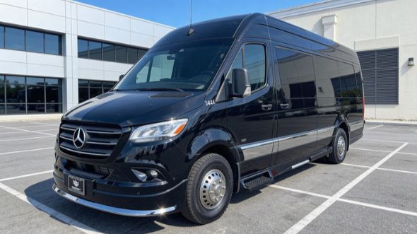 10 passenger sprinter van evansville